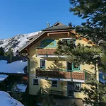 דירה Almhaus Bluemel Turracher Hohe