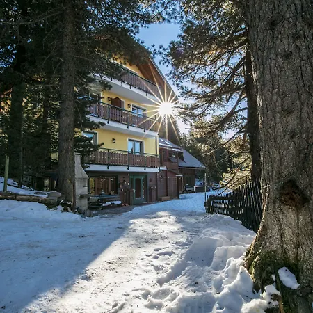 Almhaus Bluemel Apartament *