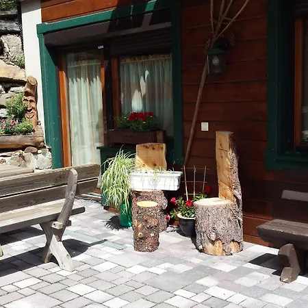 Almhaus Bluemel شقة