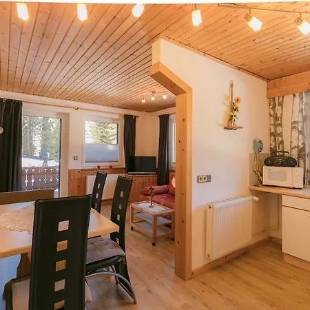 Almhaus Bluemel Apartament *